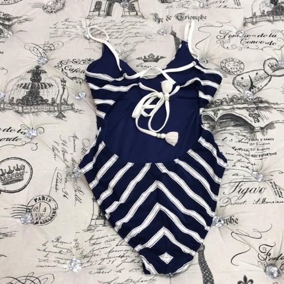 NWOT Robin Piccone Abi One-Piece Swimsuit - Picture 5 of 6
